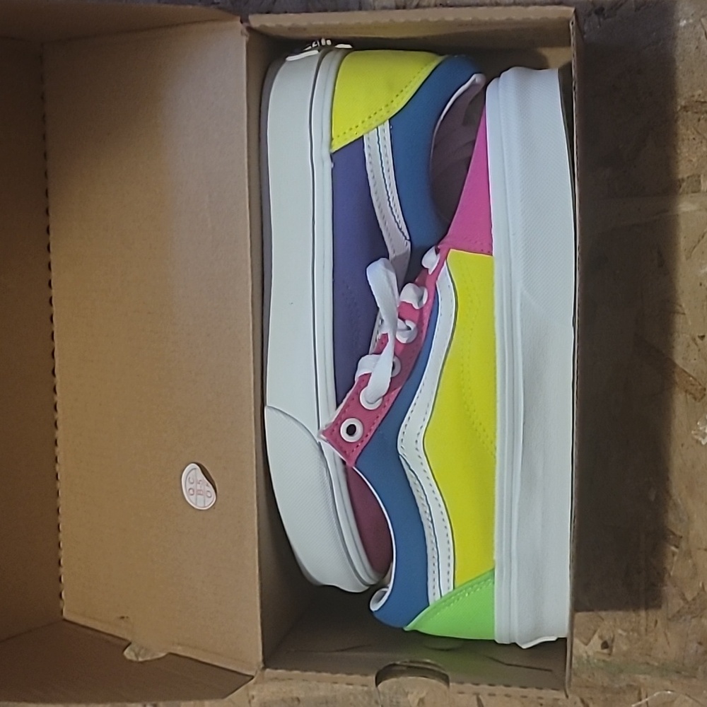 NIB Vans Old Skool Lo Skate Sneakers Shoe Neon Colorblock W-5.5 M-4 Lace up - Picture 7 of 7